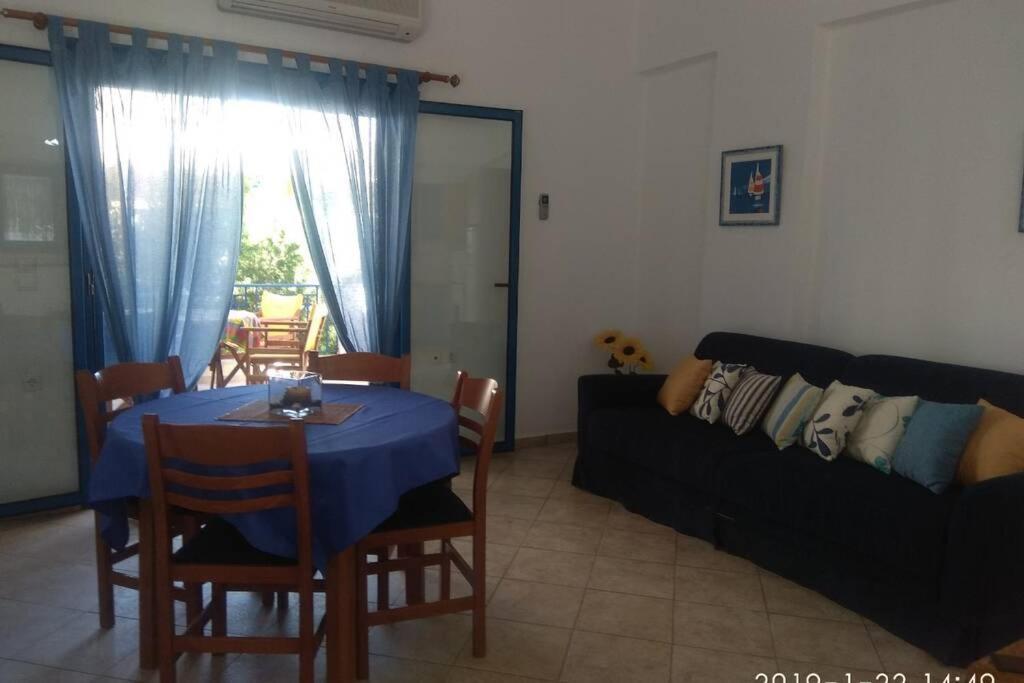 Blue Velvet Apartment Paranimfoi Bagian luar foto